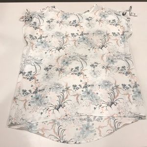 Cute flower printed blouse